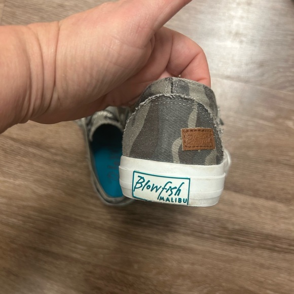 Maxine Blowfish slip on shoes - Picture 3 of 4